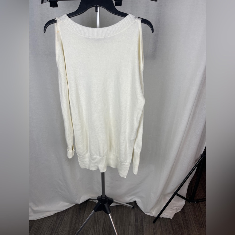 BCBGMAXAZRIA off white cold shoulder sweater size small NWT - Picture 6 of 10